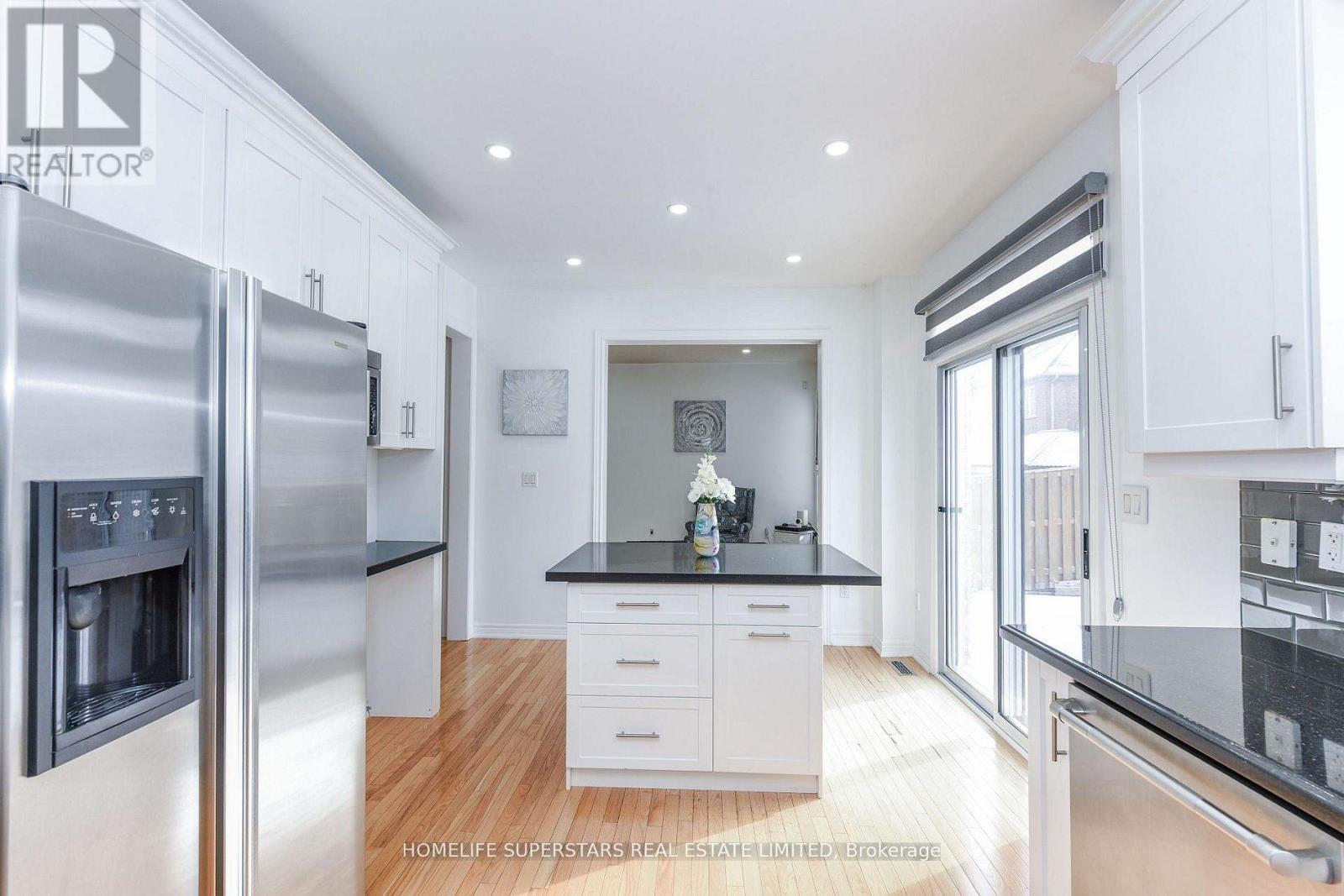 Resale Home, Detached, Legal Basement, Brampton East, L6P preview 14